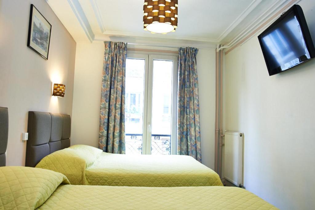 Hotel Luxor Исси-ле-Мулино Номер фото